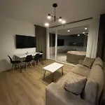 24 C Apartament
